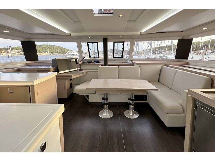 Fountaine Pajot 42 Arisa