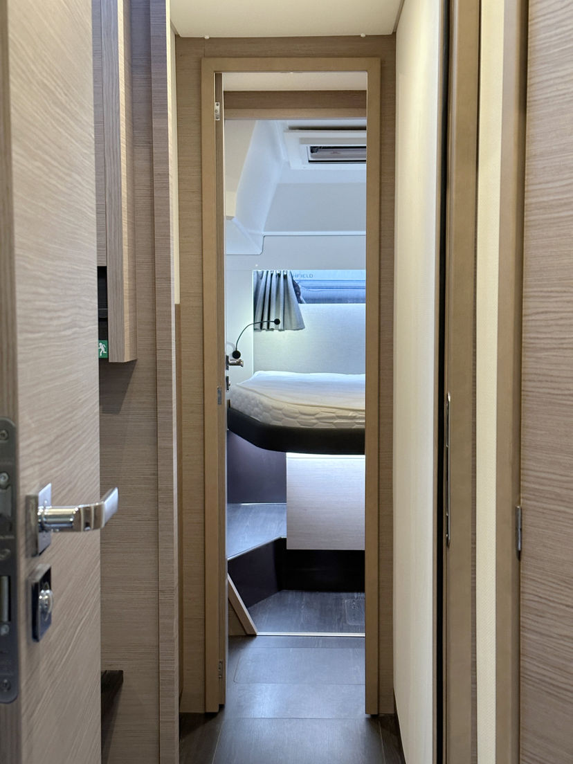 Fountaine Pajot 42 Arisa