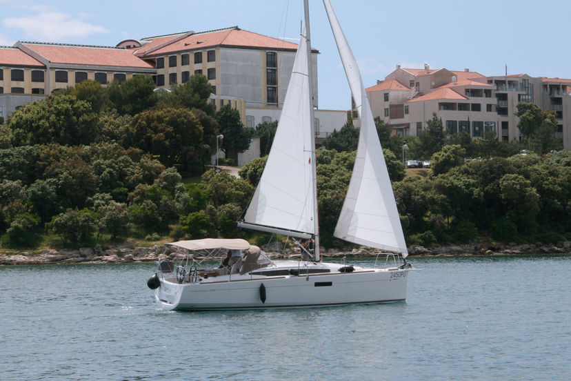 Jeanneau 49 Marie
