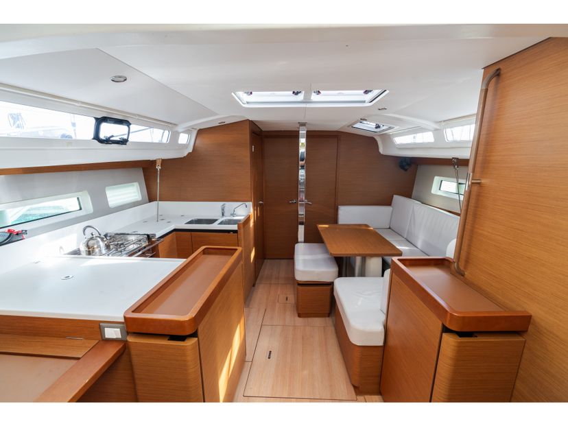Jeanneau 40 Diana - Standard line