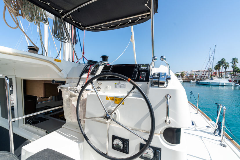 Lagoon 40 Nereo - Standard line