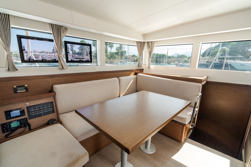 Lagoon 40 Nereo - Standard line