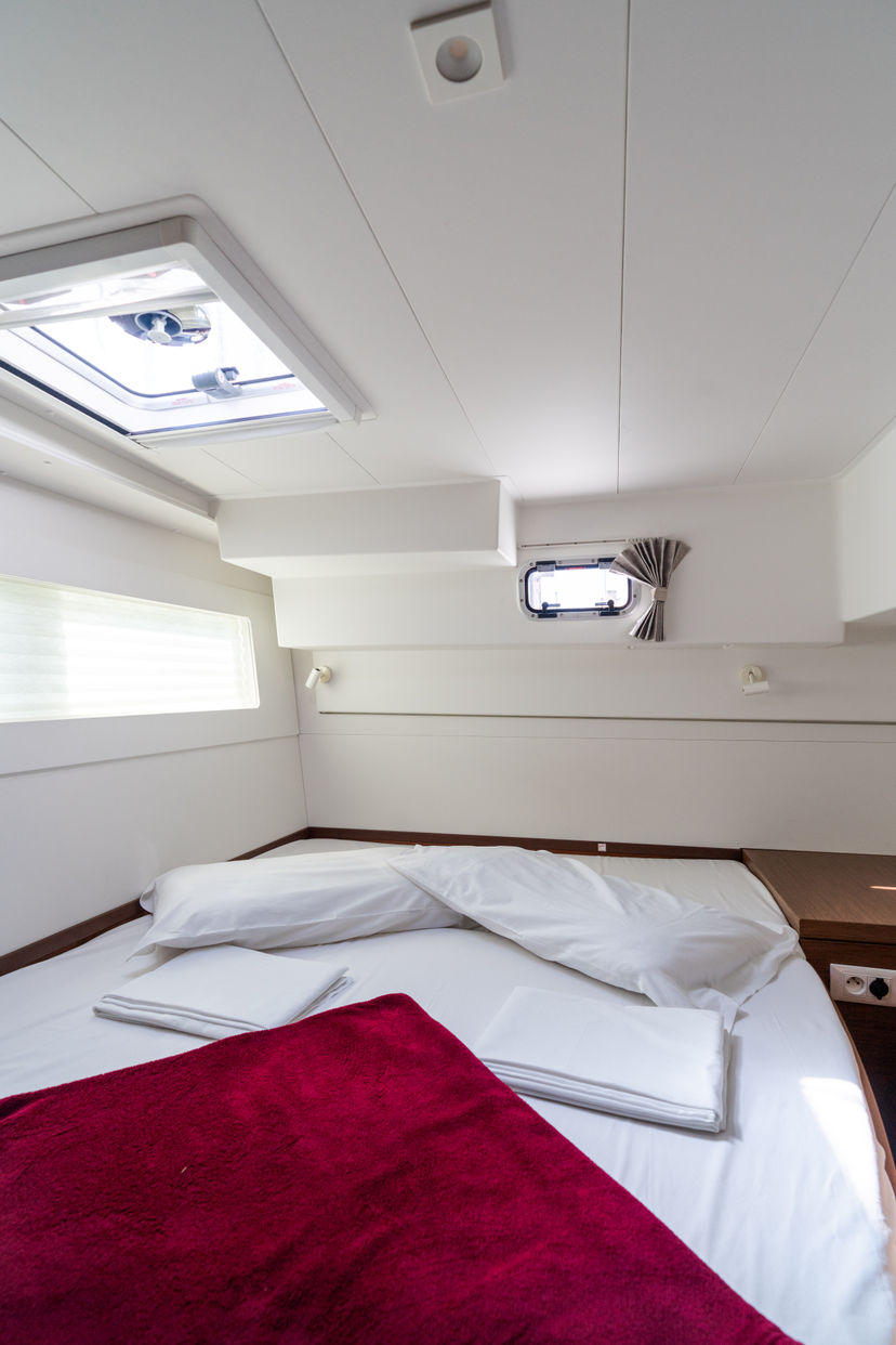 Lagoon 40 Nereo - Standard line