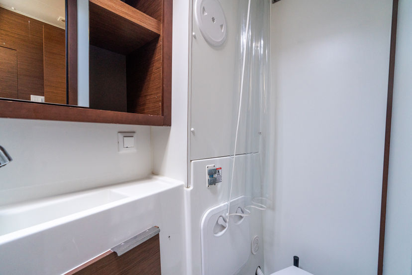 Lagoon 40 Nereo - Standard line