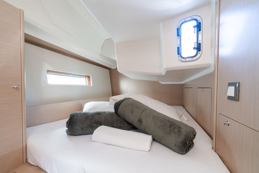 Beneteau 40 Oneiros - Comfort line