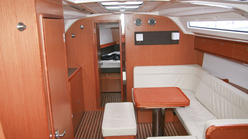 Bavaria Yachtbau CRUISER 41 Maestral