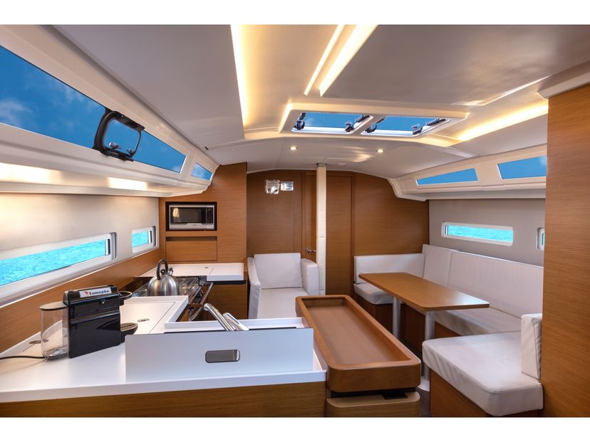 Jeanneau 410 Eumephe - Standard line