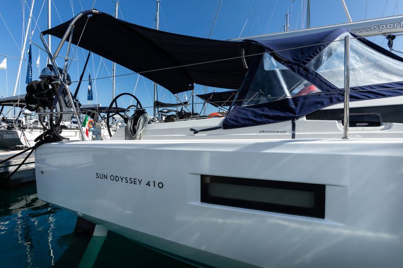 Jeanneau 410 Eumephe - Standard line
