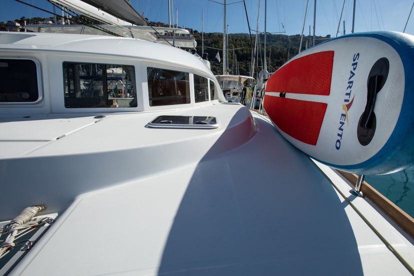 Lagoon 38 Ploto - Standard line