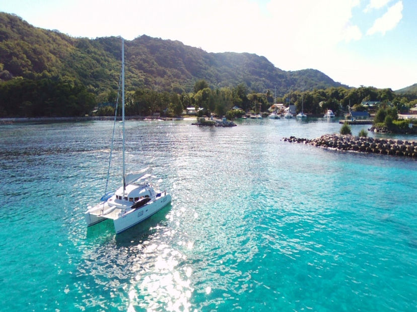 Lagoon 38 Magikal