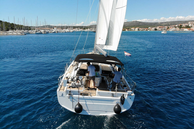 Beneteau OCEANIS 51.1 Cloudy Bay