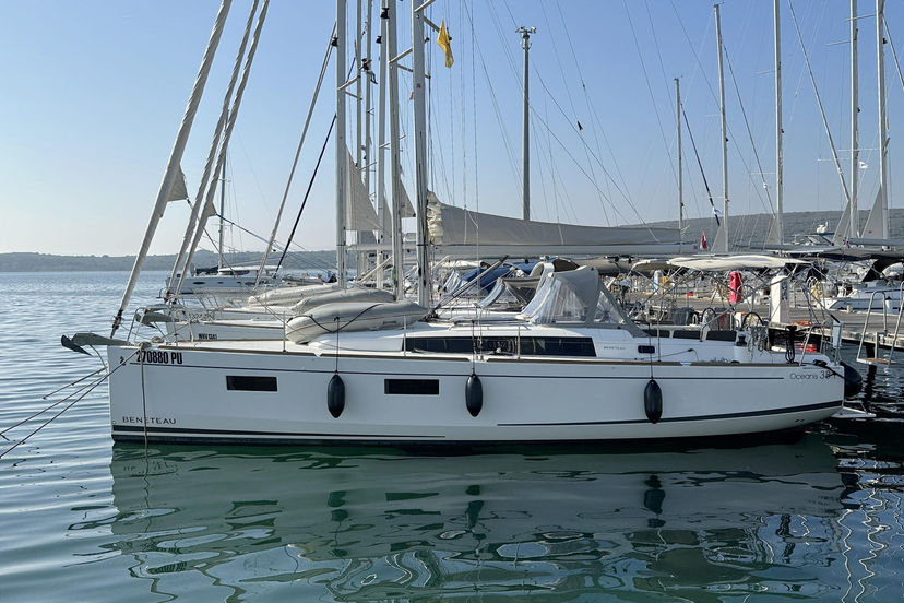Beneteau 38 Tena