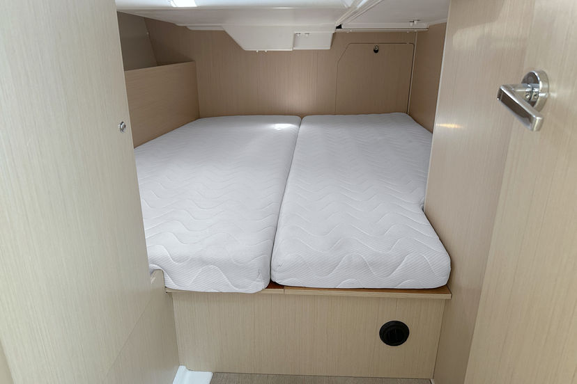 Beneteau 38 Tena