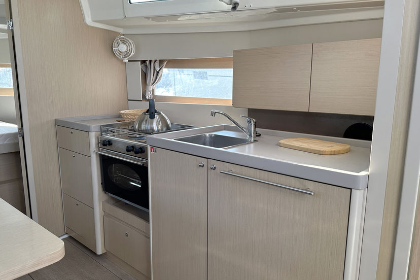 Beneteau 38 Tena