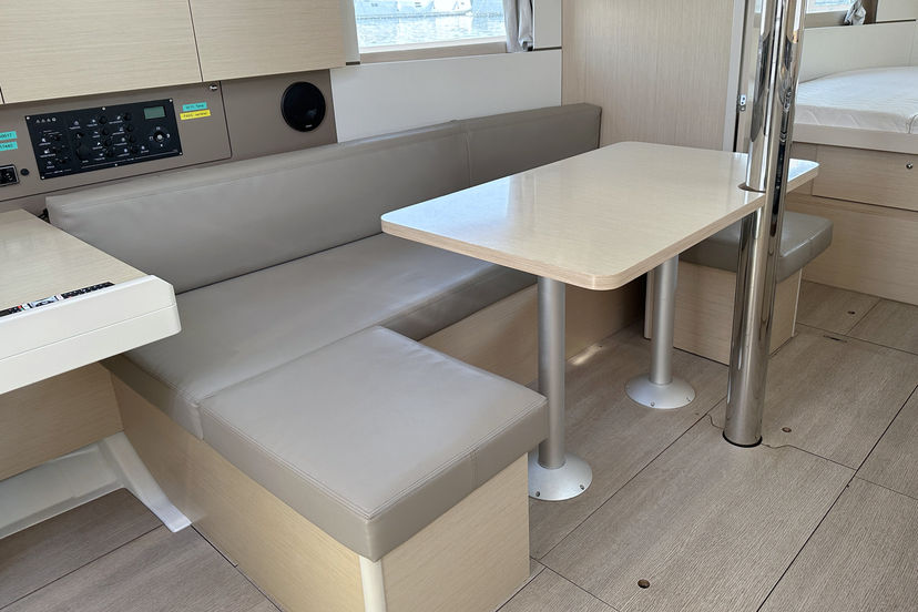 Beneteau 38 Tena