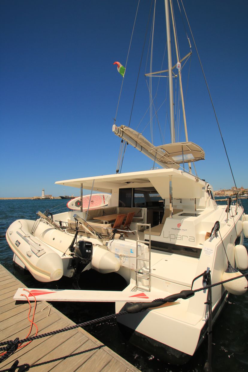 Fountaine Pajot 40 Lipara (Ac+Gen+Wm)