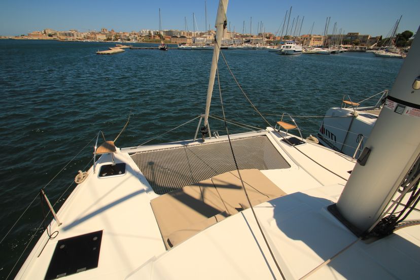 Fountaine Pajot 40 Lipara (Ac+Gen+Wm)