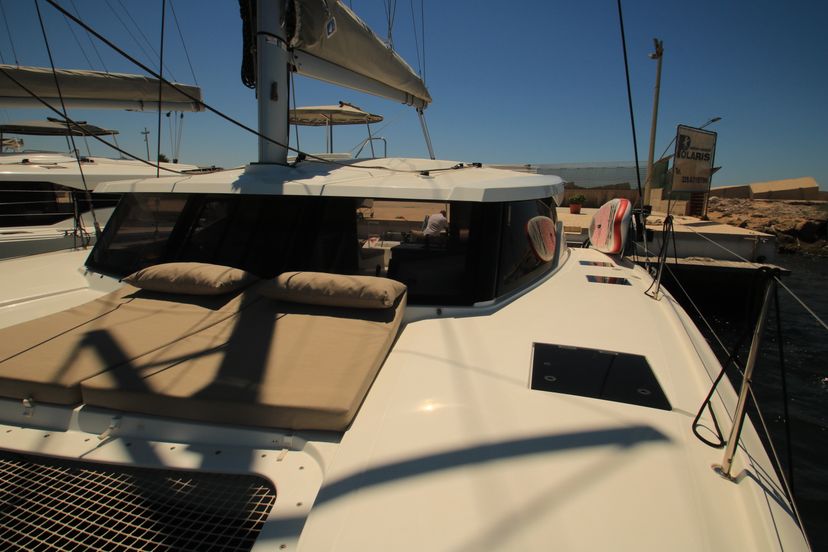 Fountaine Pajot 40 Lipara (Ac+Gen+Wm)