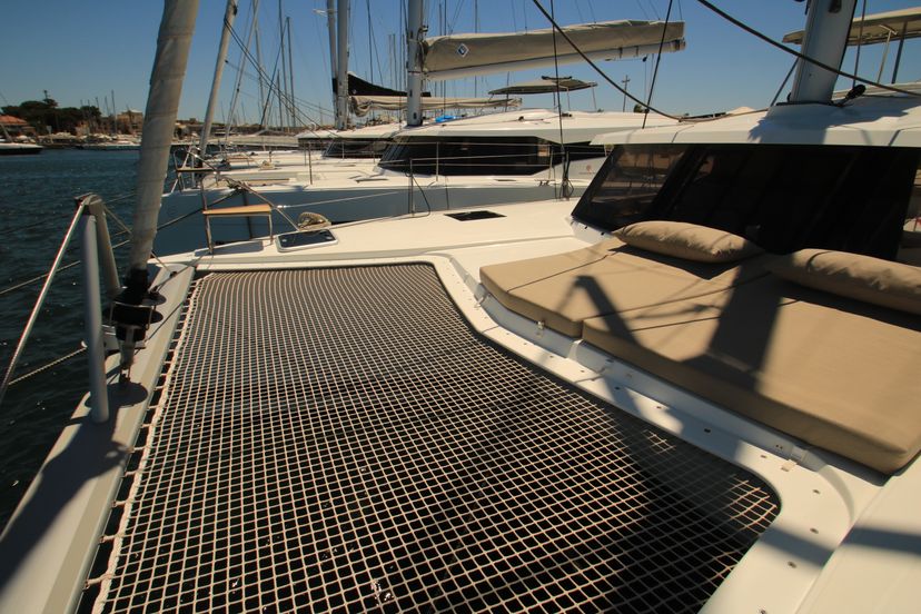 Fountaine Pajot 40 Lipara (Ac+Gen+Wm)