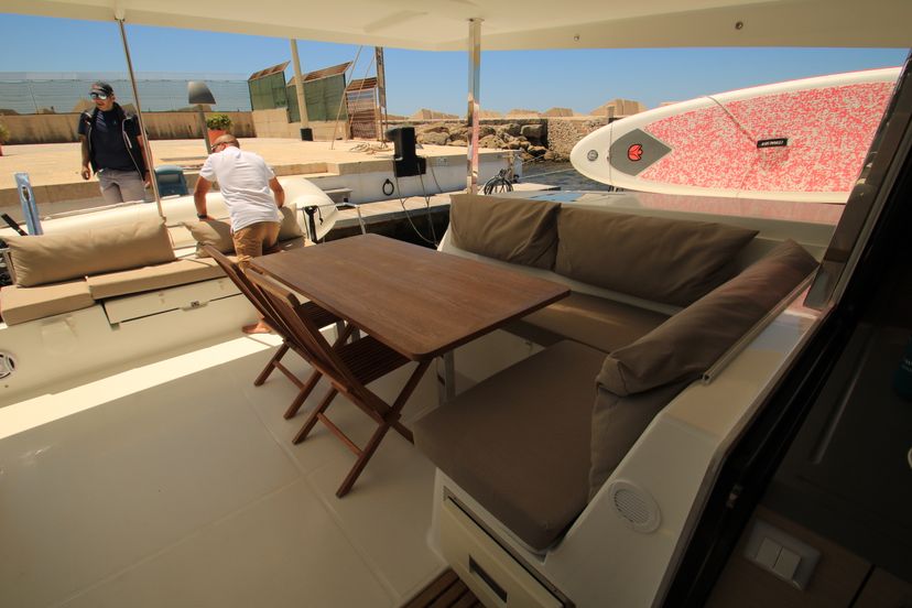 Fountaine Pajot 40 Lipara (Ac+Gen+Wm)