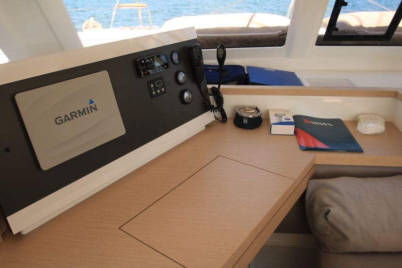 Fountaine Pajot 40 Lipara (Ac+Gen+Wm)