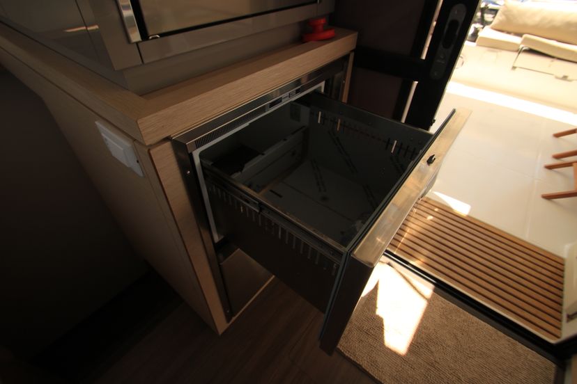Fountaine Pajot 40 Lipara (Ac+Gen+Wm)