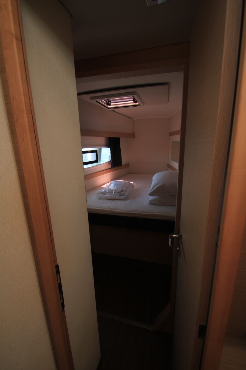Fountaine Pajot 40 Lipara (Ac+Gen+Wm)