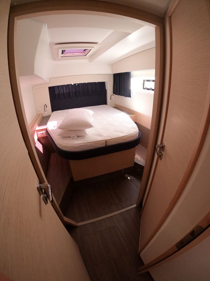 Fountaine Pajot 42 Astrea 