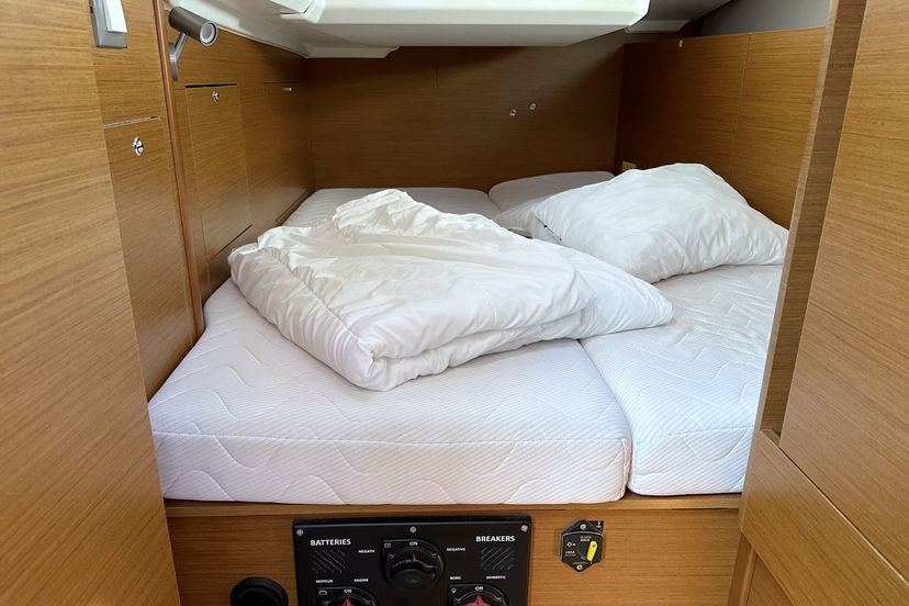 Jeanneau 410 Lara