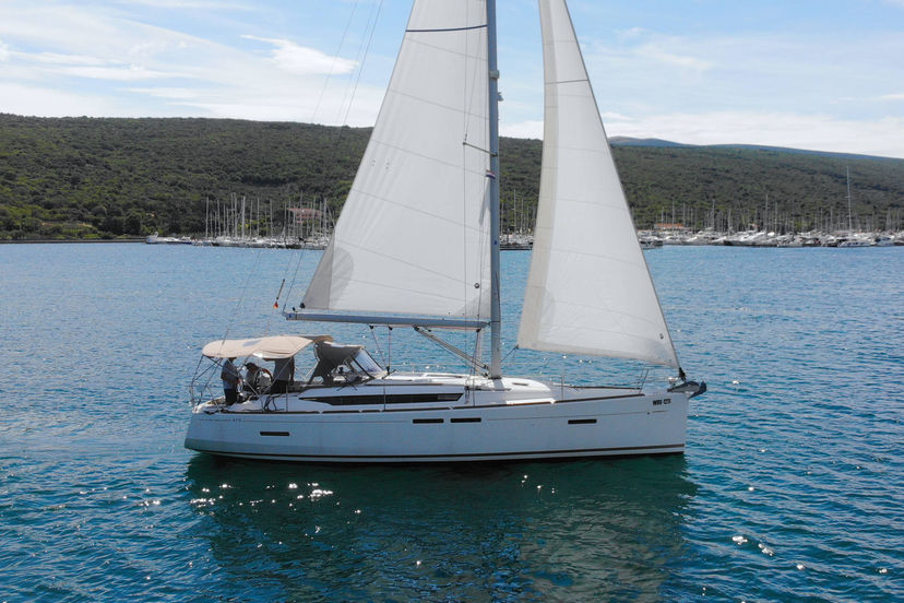 Jeanneau 41 Happy Welcome