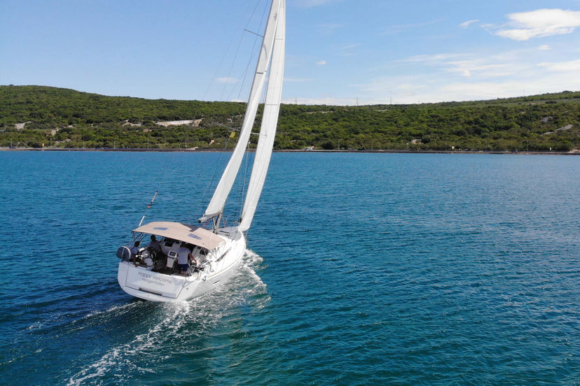 Jeanneau 41 Happy Welcome