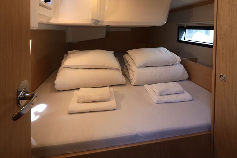 Bavaria Yachtbau C42 Larus One