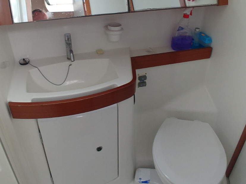 Beneteau 40 Sapphire