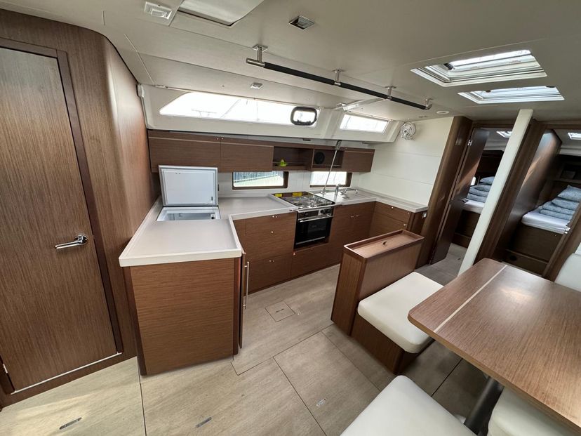 Beneteau OCEANIS 46.1 Miraculix