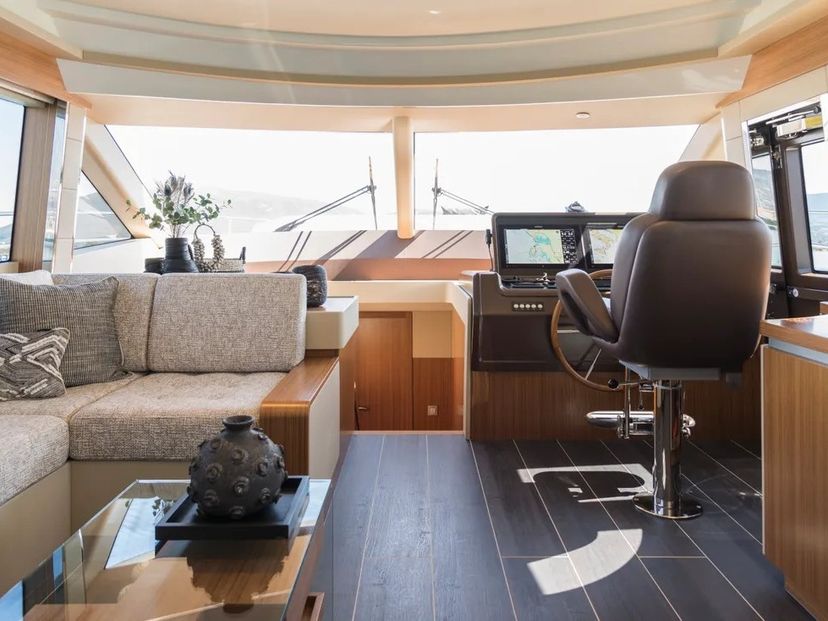 Absolute Riva Stander 48
