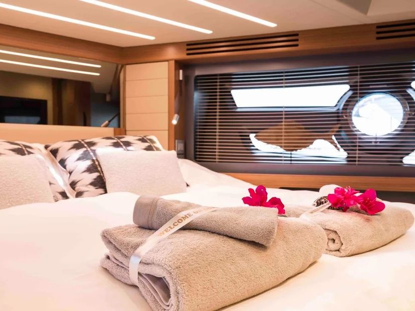 Absolute Riva Stander 48