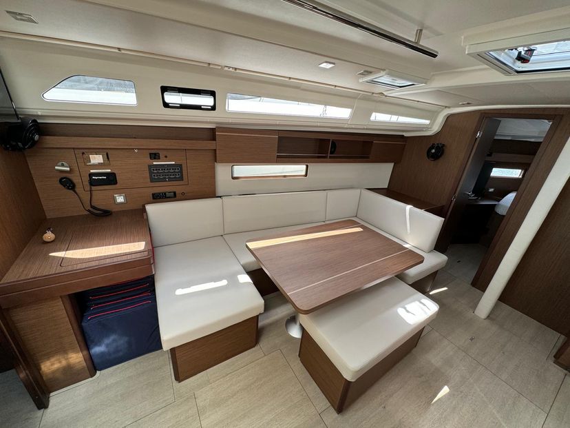 Beneteau 40 Bruna