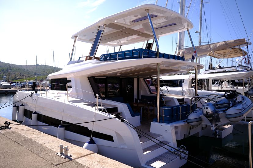 Cervetti Catamarans 44 Abuzz