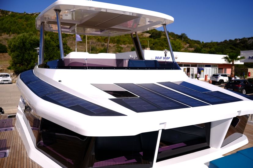 Cervetti Catamarans 44 Abuzz