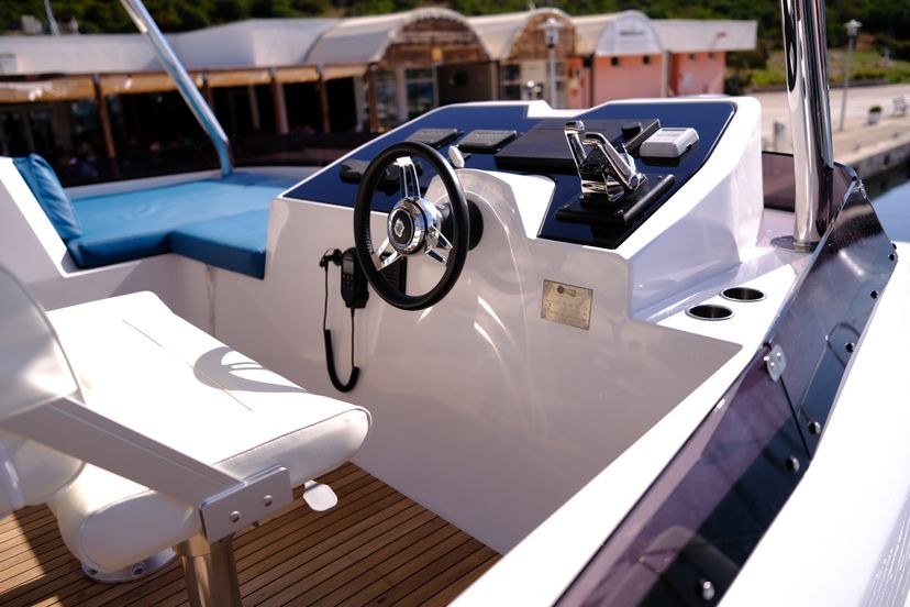 Cervetti Catamarans 44 Abuzz