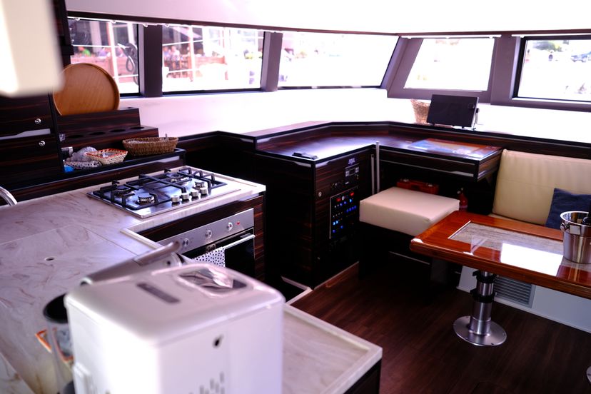 Cervetti Catamarans 44 Abuzz