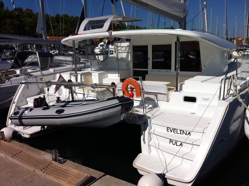 Lagoon 40 Evelina