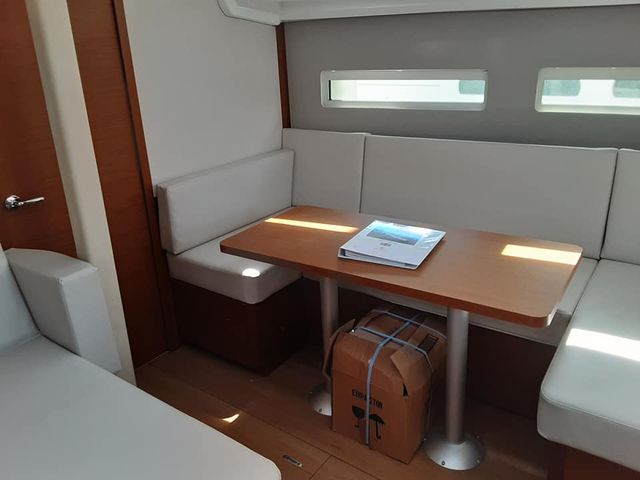 Jeanneau 410 Circe