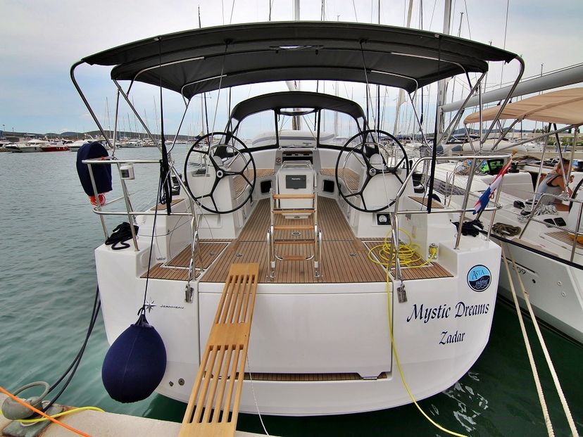 Jeanneau 54 MYSTIC DREAMS