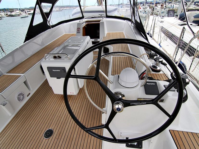 Jeanneau 54 MYSTIC DREAMS