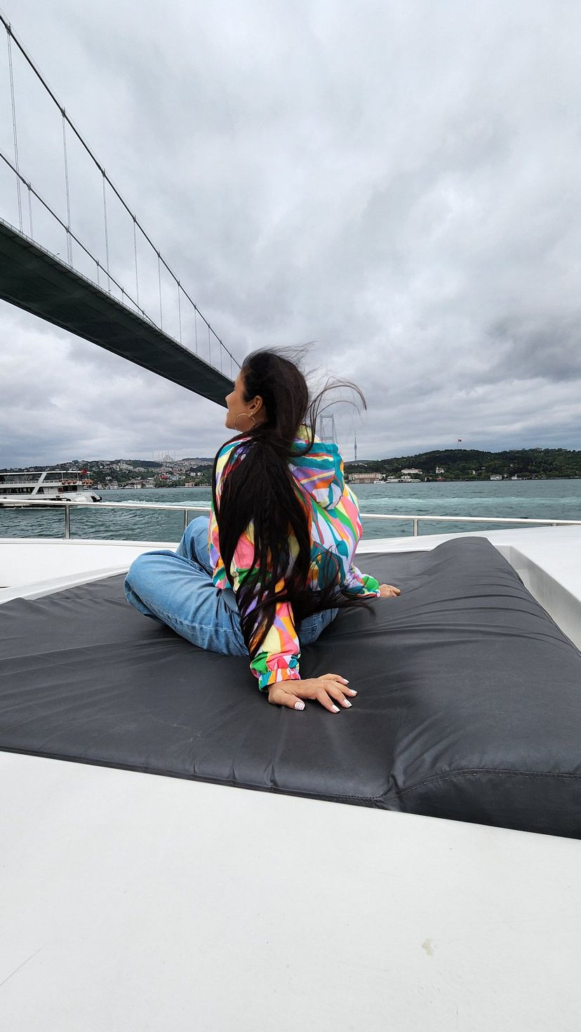 Custom-made RIVER BOSPHORUS