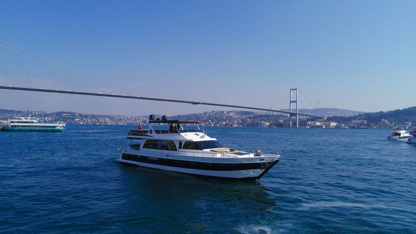 Custom-made RIVER BOSPHORUS
