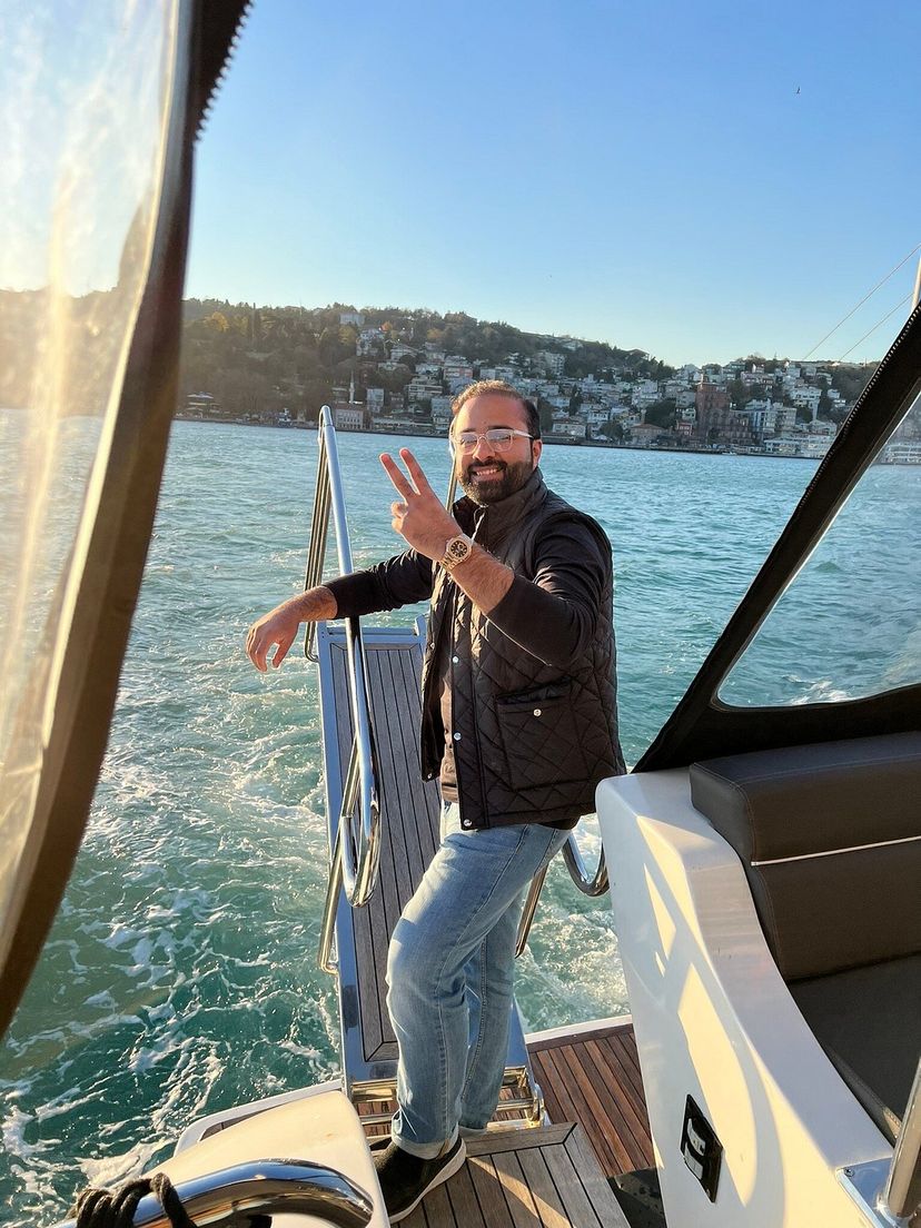 Custom-made RIVER BOSPHORUS