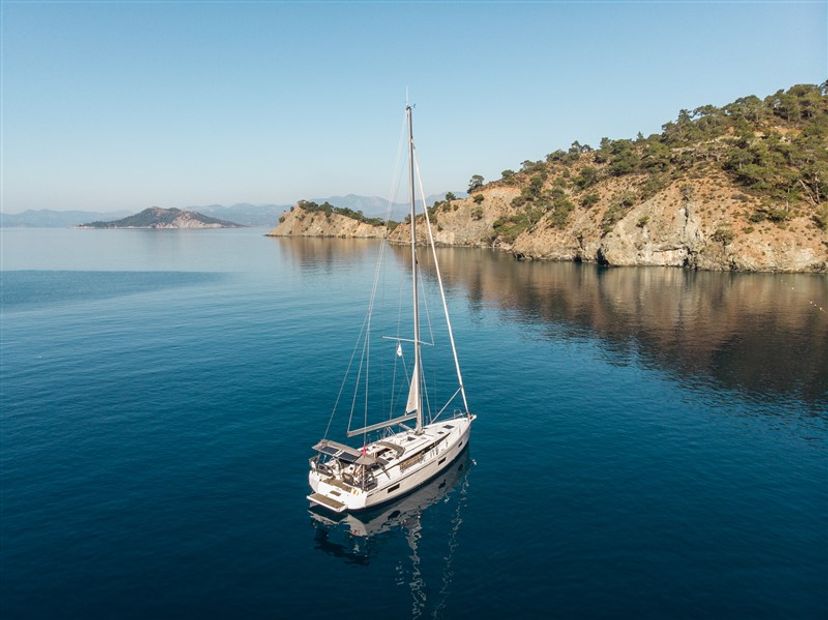Bavaria Yachtbau C42 NOMAD