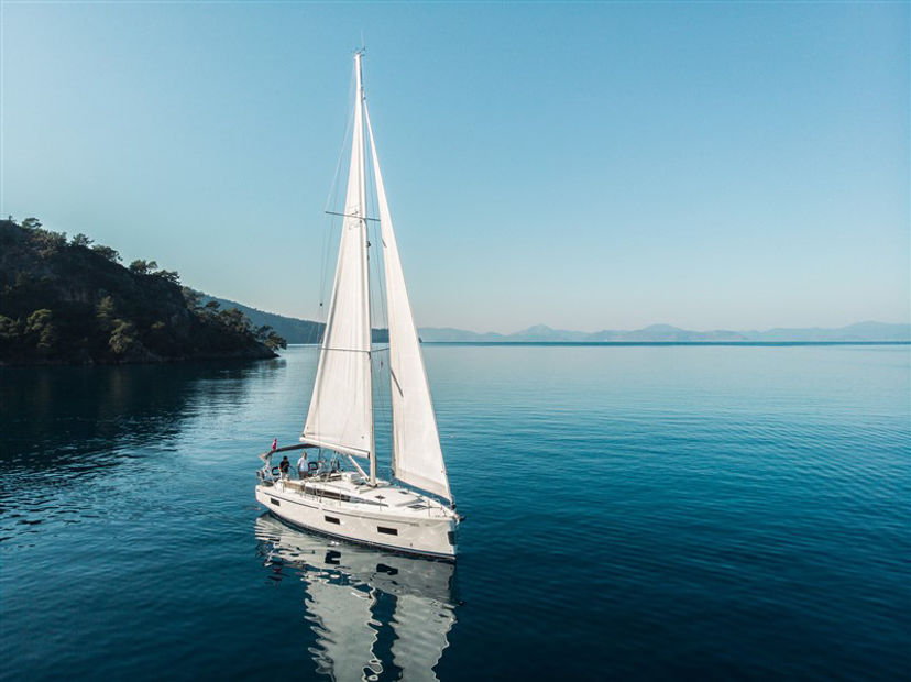 Bavaria Yachtbau C42 NOMAD
